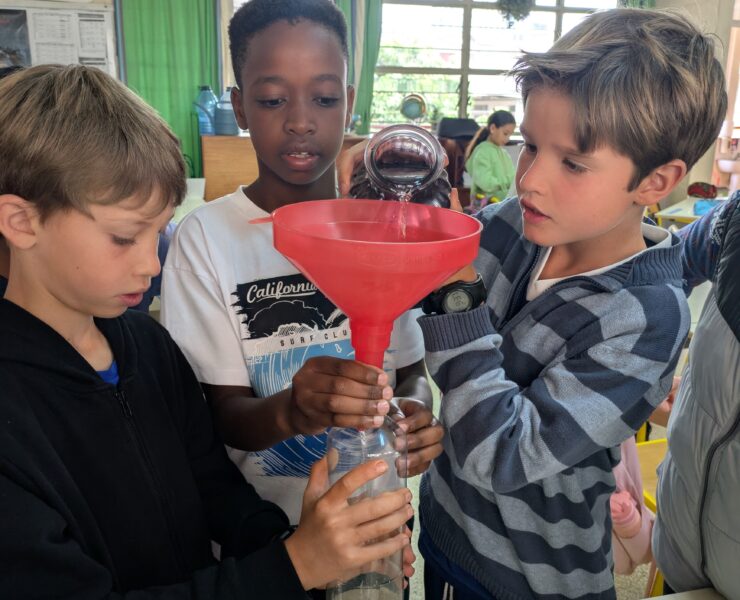 Expérience-fusée-lycée-francais-international-bilingue-nairobi-kenya