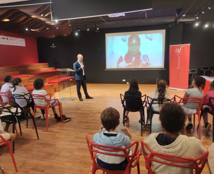 CM1-CM2 students from the Lycée Français Denis Diderot de Nairobi during the launch of the poetry collection Light and Shadows at Alliance Française Nairobi.